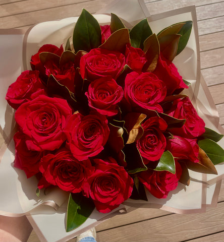 Deluxe rose bouquet with premium long-stem red roses, affordable luxury flowers for special occasions